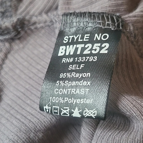 POL Gray Floral Lace Dress - Picture 4 of 5